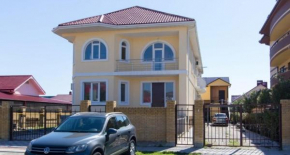 Guest house on Obshinnaya 30a